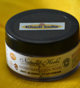 Khadi Manjistha & Sandal Wood Cream